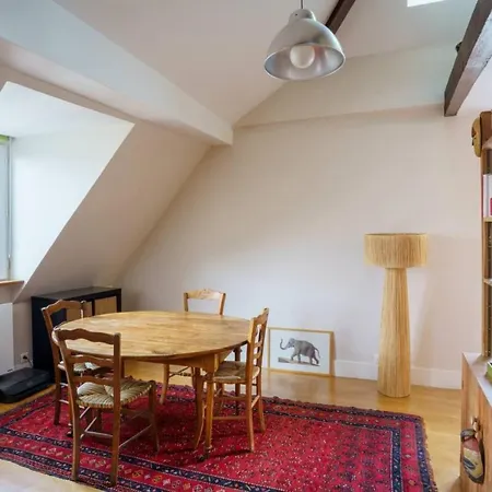 Spacious And Peaceful 1 Bd In Appartamento