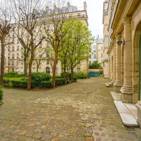 Spacious And Peaceful 1 Bd In Appartamento