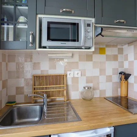 Apartment Spacious And Peaceful 1 Bd In *